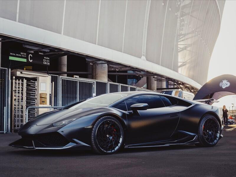 Spritkosten berechnen 2025: Rechner für Benzin, Diesel und E-Auto